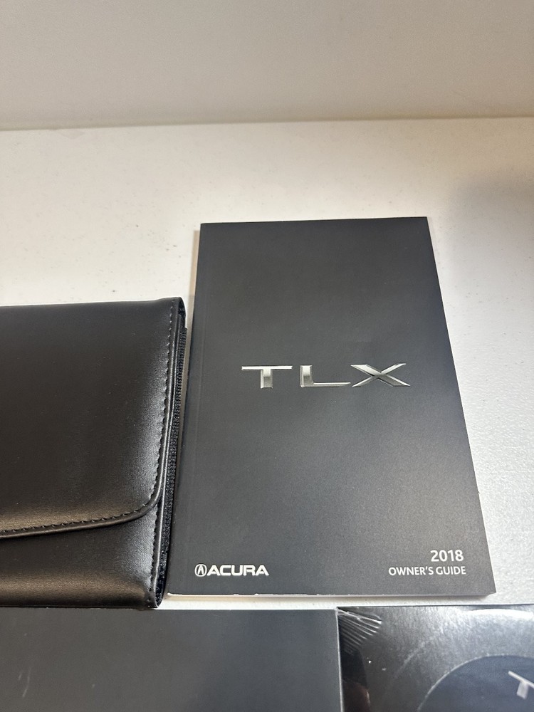 2018 Acura TLX Owner Manual Set