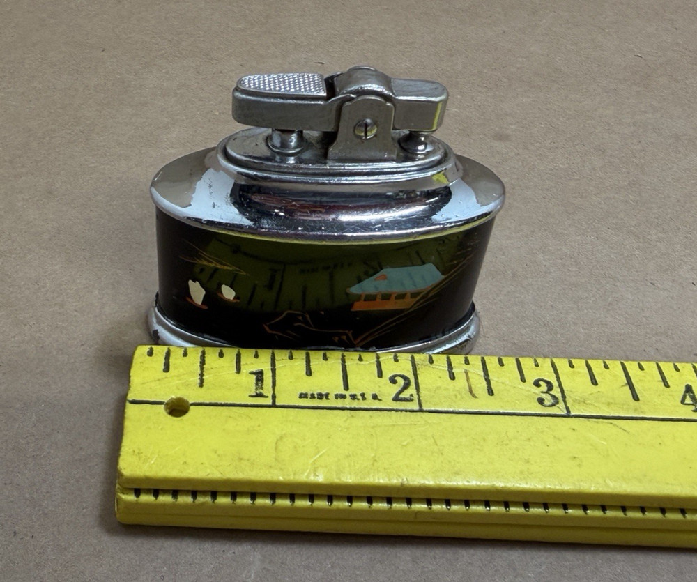 Vintage Ronson Asian Scene Lighter