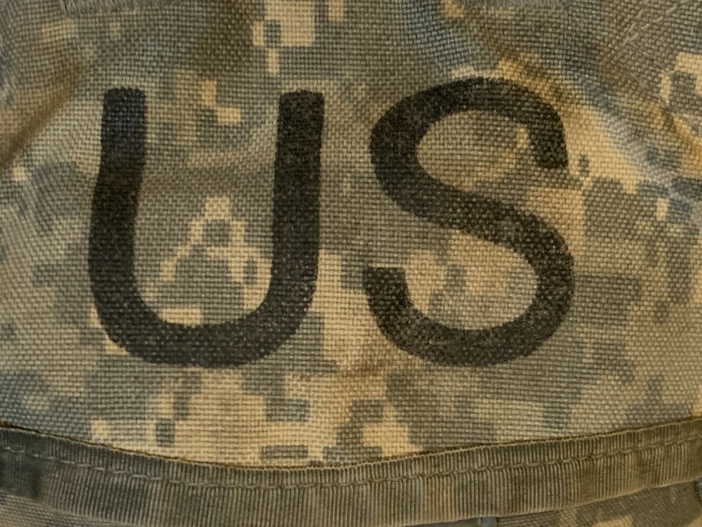 MOLLE II Carrier Hydration System Hydromax w/ Bladder Digital Camo Camelbak