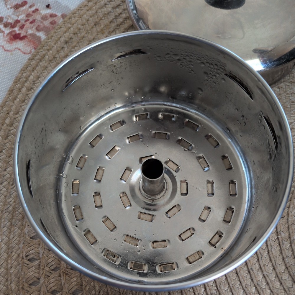 Farberware 134B Superfast Fully Automatic 2-4 Cup Electric Coffee Percolator Pot