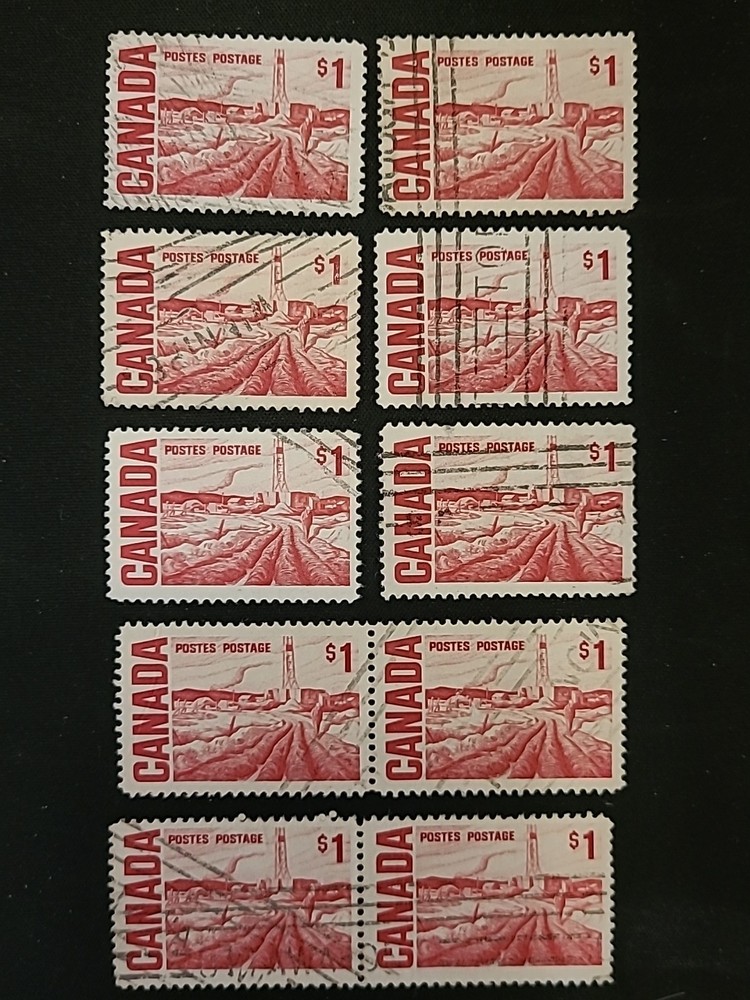 Canada Stamps 10 used #465B red