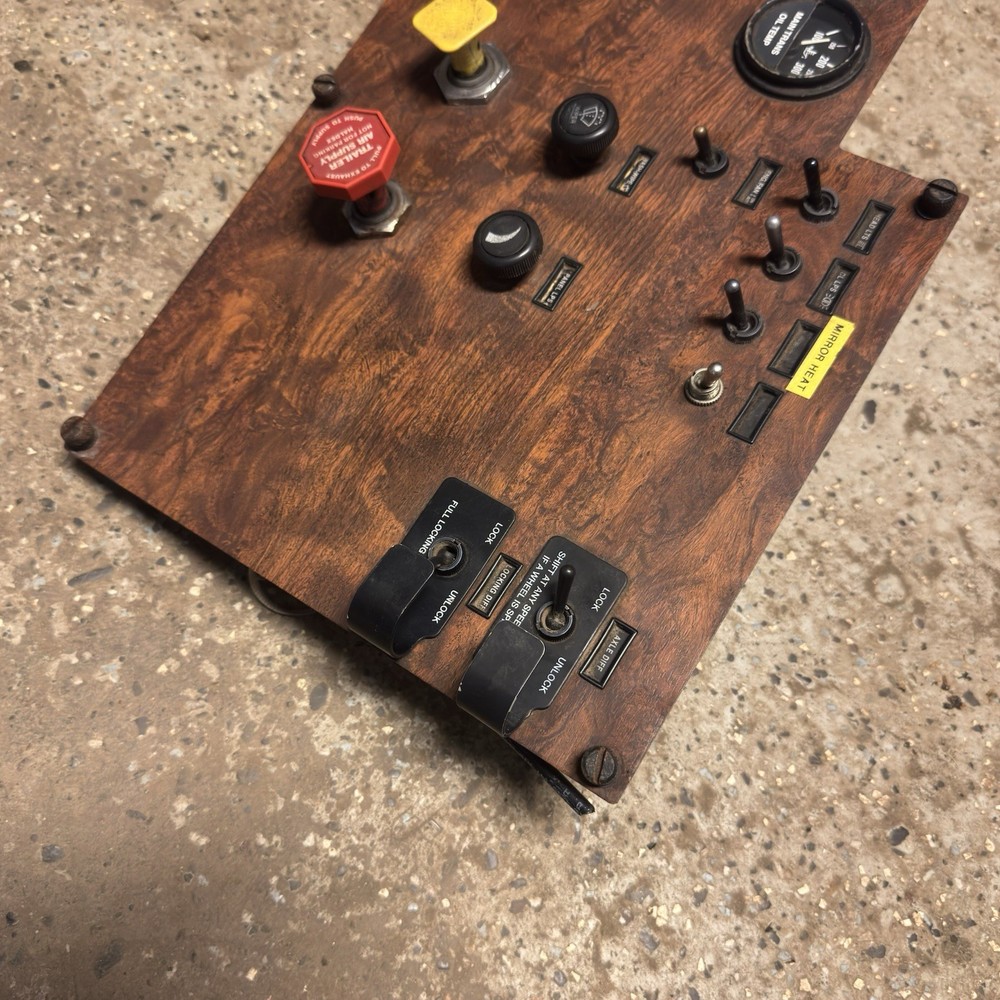 2000 Peterbilt 357 Gauge Switch Dash Panel 170250