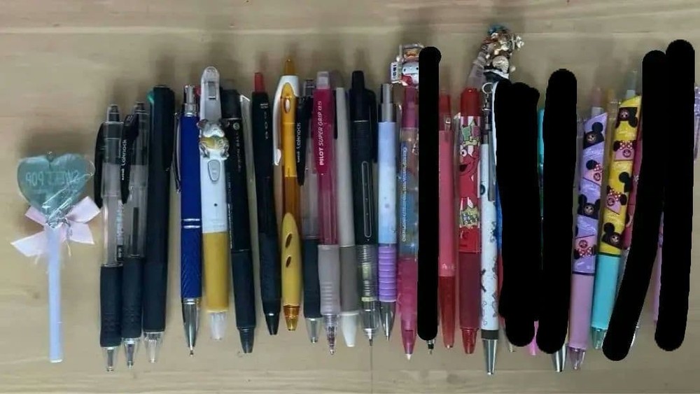 24 character ballpoint pens #40704a