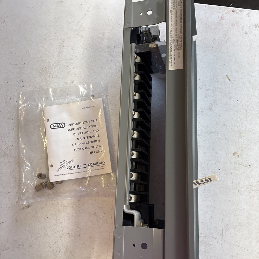 Square D NQOB-303 panelboard interior