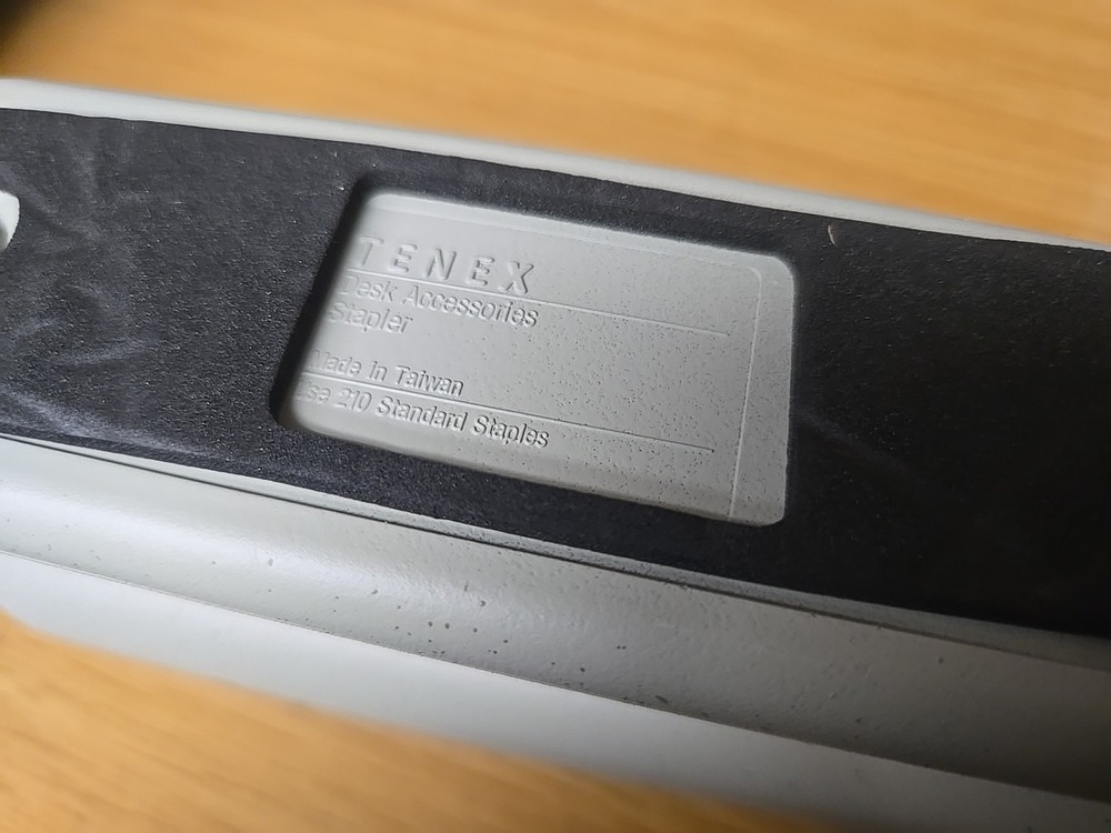 Tenex 400 Class Desktop Stapler - SABLE SANDSTONE - Brand New! - #19167