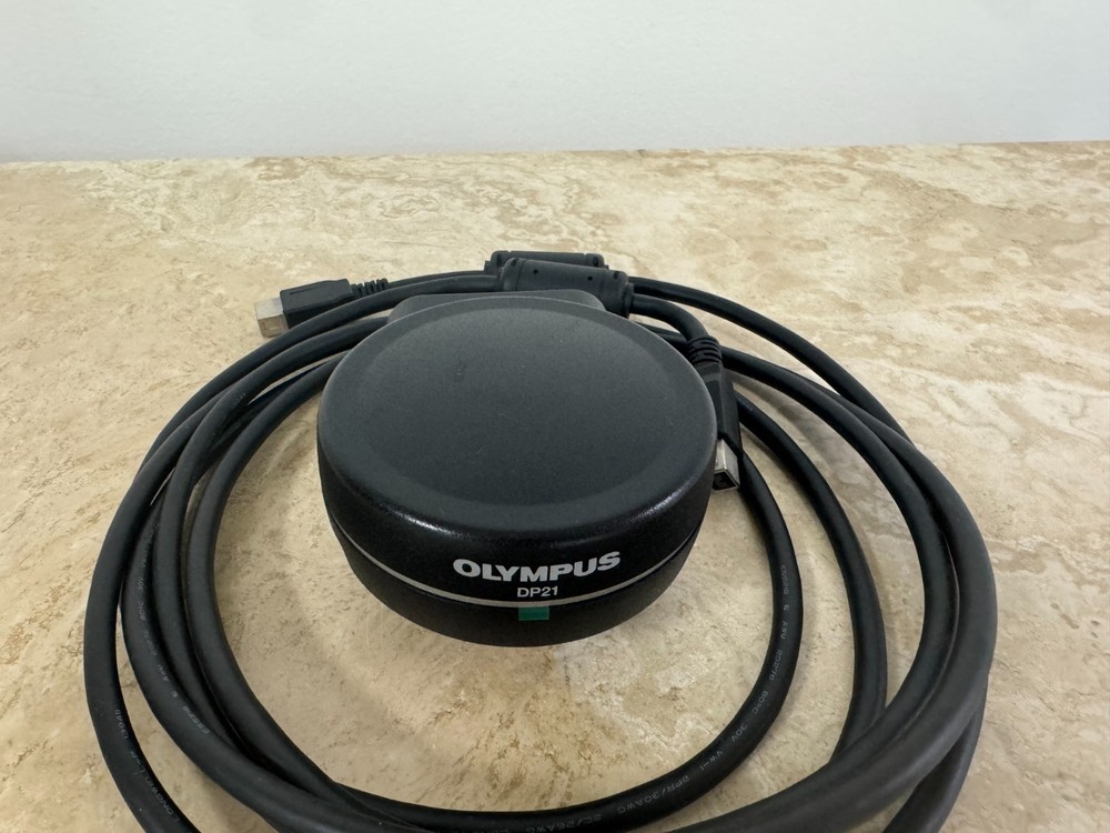 Olympus Microscope Camera DP21 Model D21-CU #17492