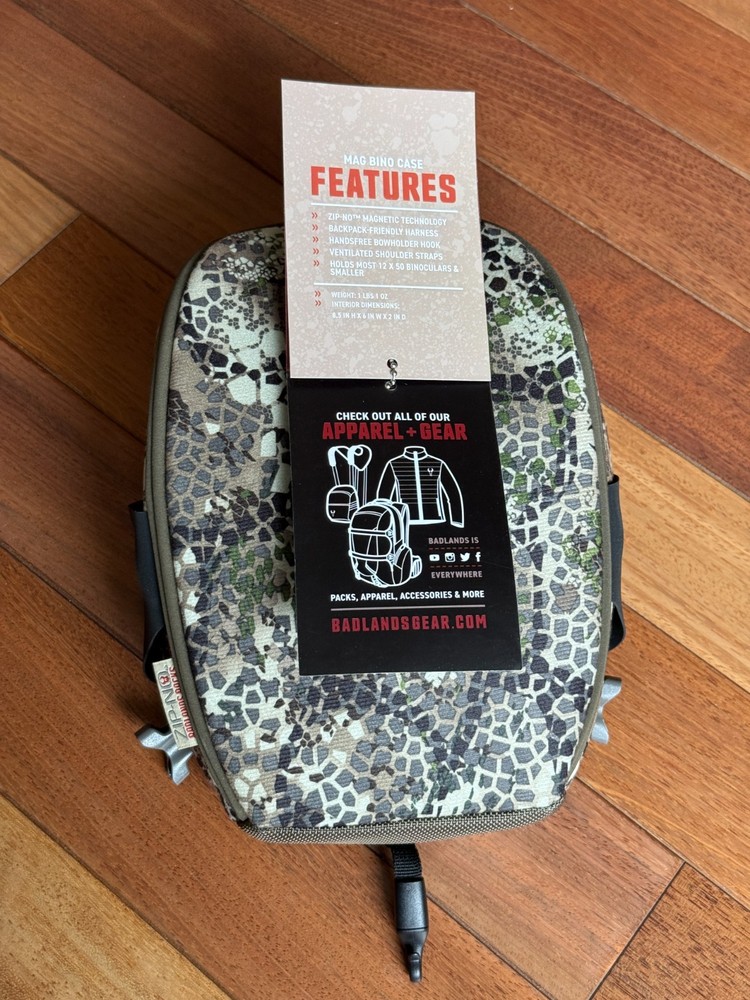 Badlands Mag Bino Case Approach Camo, NWT