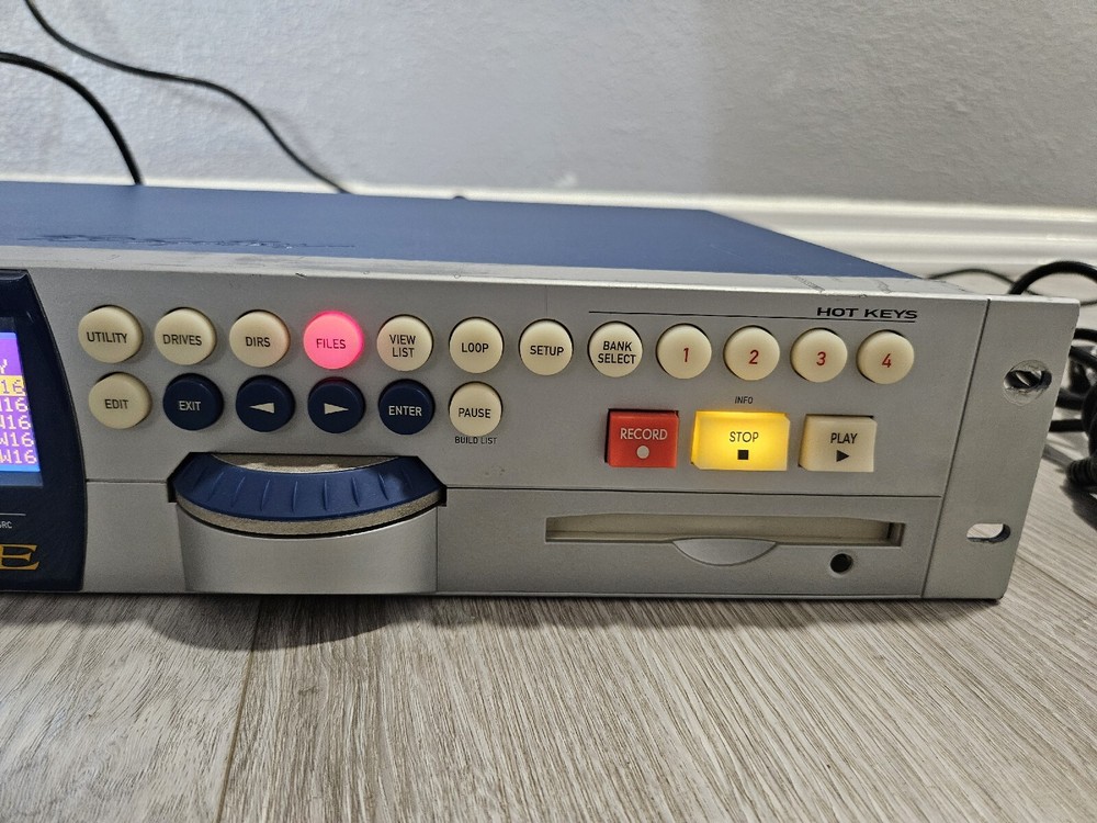 POWERS ON- 360 SYSTEMS DigiCart E E-3000 Ethernet Audio Network Recorder