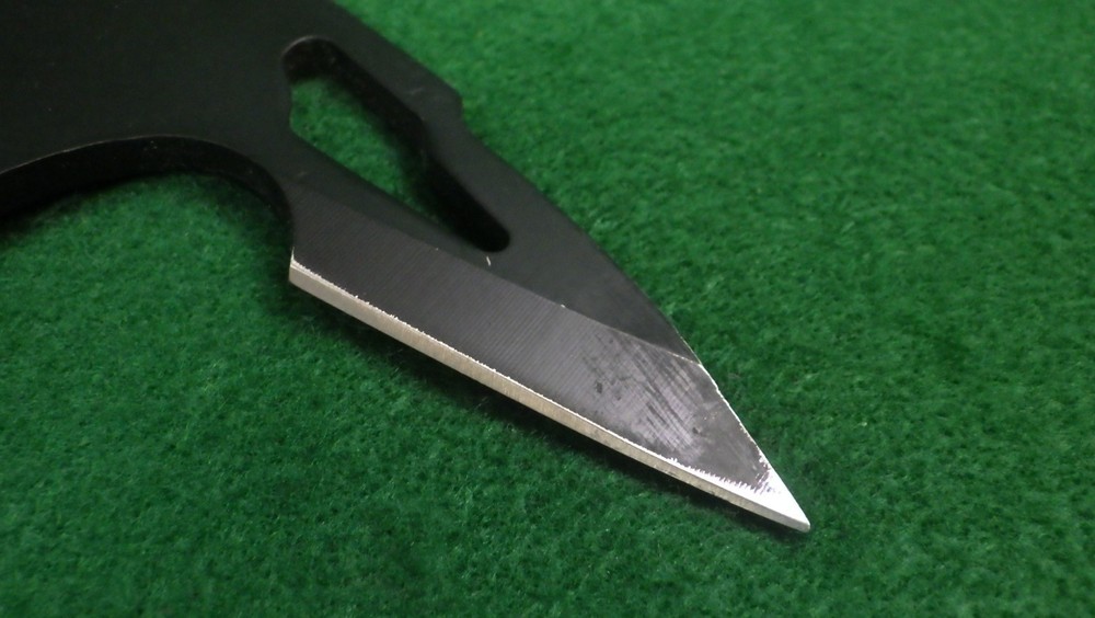 MTech MT-AXE8B survival/tactical hatchet EC Paraacord grip