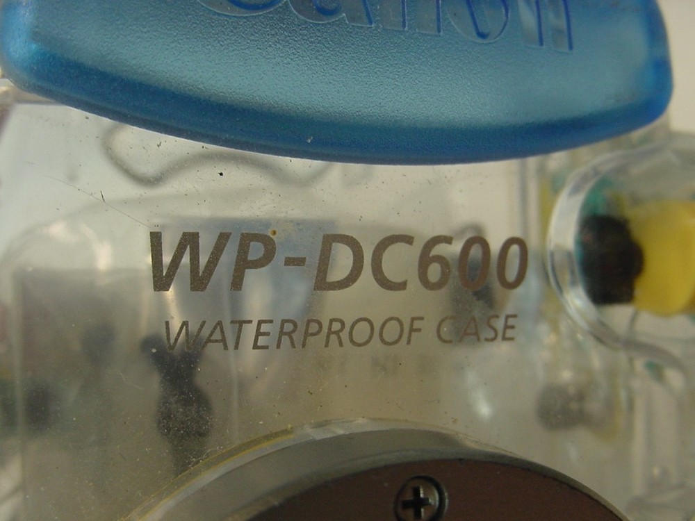 CANON WP-DC600 UNDERWATER WATERPROOF CAMERA CASE