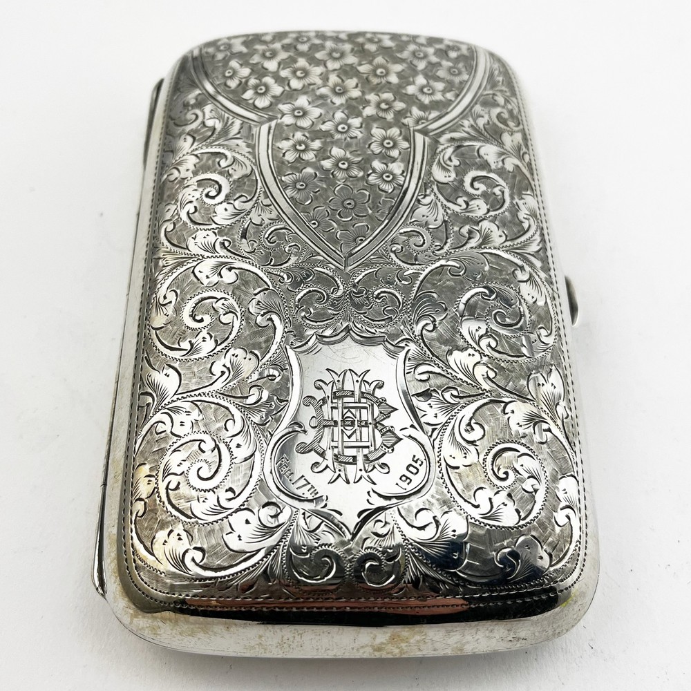 Edwardian Sterling Silver Cigar Case with Rectangular Curved Shaped Body 1903