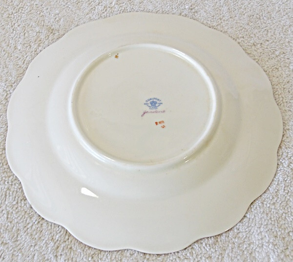 COALPORT ENGLISH BONE CHINA - JUNETIME PATTERN - 8" SALAD PLATE