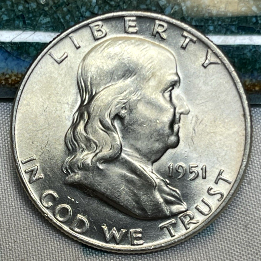 ~~ GEM BU 1951-D FRANKLIN SILVER HALF DOLLAR 90% SILVER COIN ~~