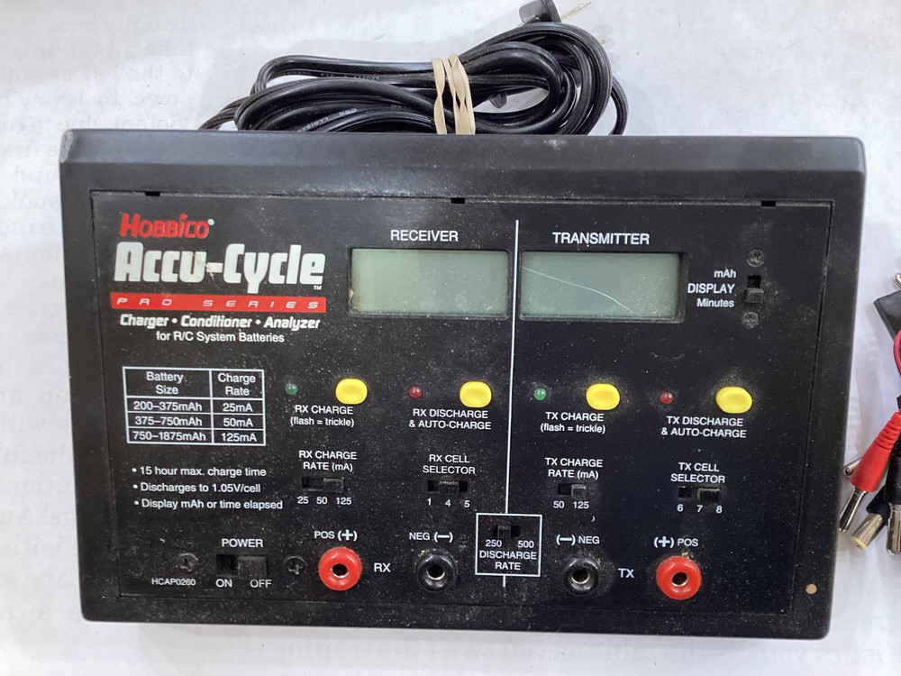 Hobbico r/c model battery charger