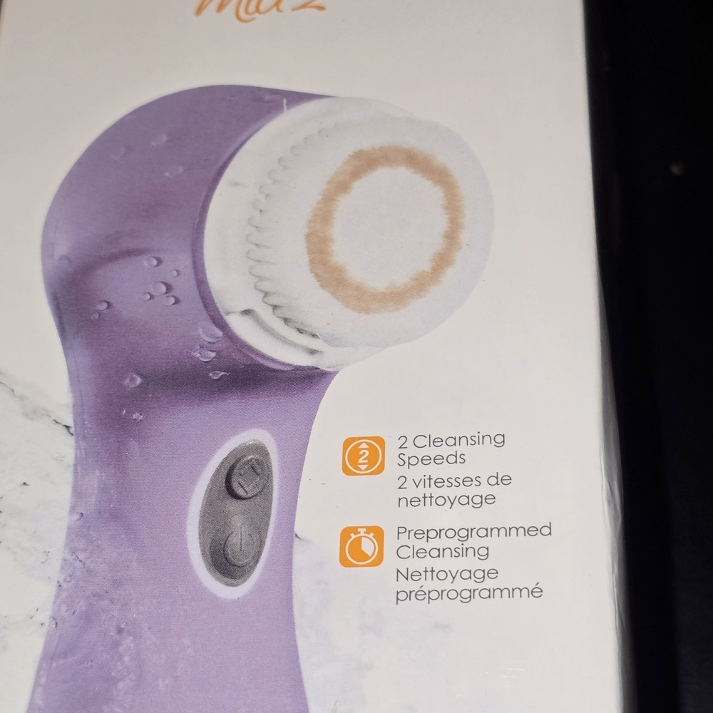 CLARISONIC MIA 2 SKIN CLEANSING DEVICE