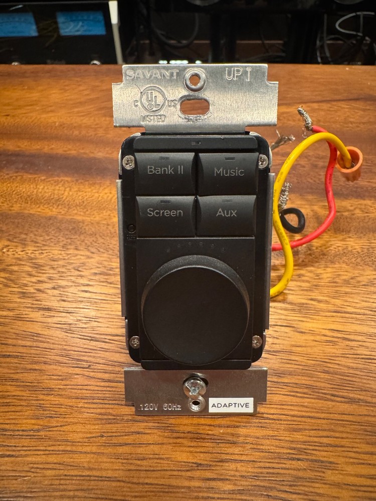 Savant Echo Wireless Dial Keypad-Adaptive Dimmer (Black) WPK-BKA105