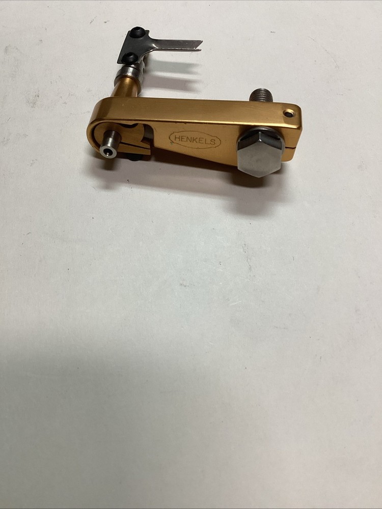 Henkels Target Arrow Rest RH Orange