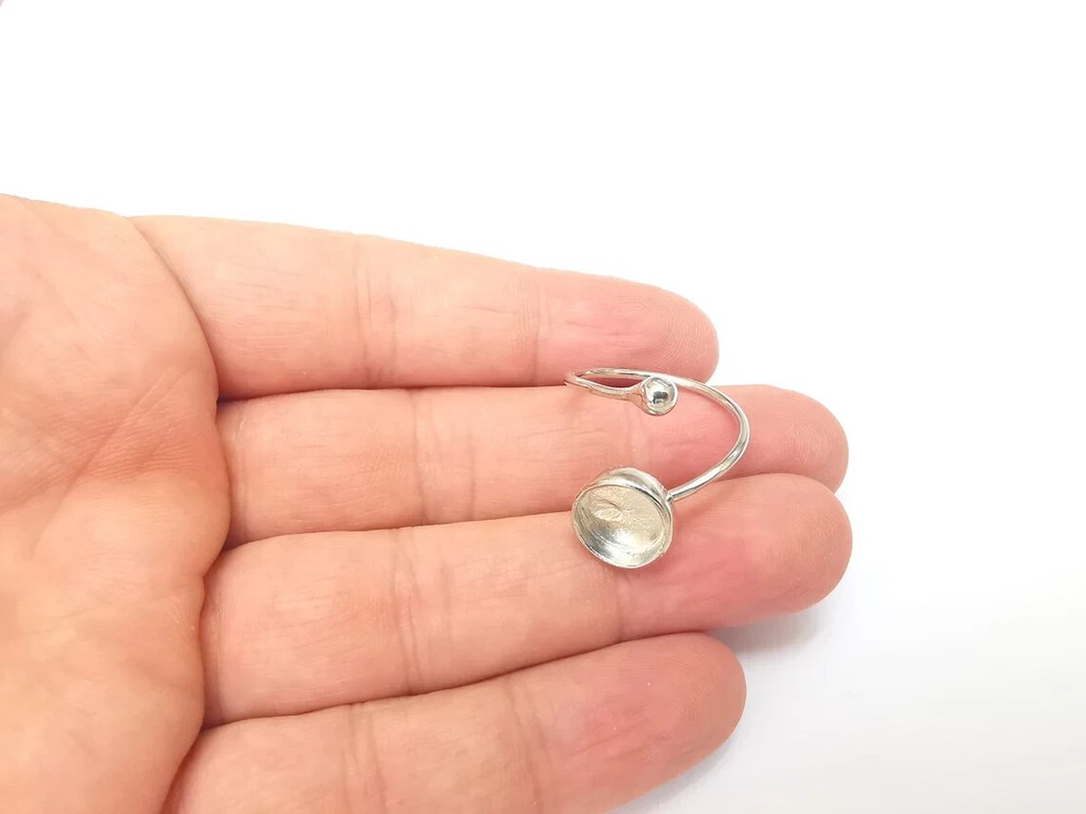 Shiny Silver Rod and Round Ring Setting, Cabochon Blank, Resin Bezel, Ring