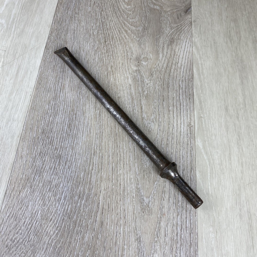 Vintage Sioux Tools Air Tool Chisel - Angled Tip - 2204 - 9" LONG