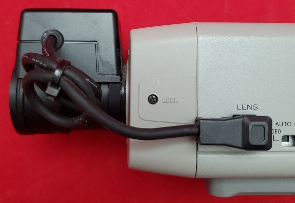 Pelco Color Video Camera Model # CC3300-2