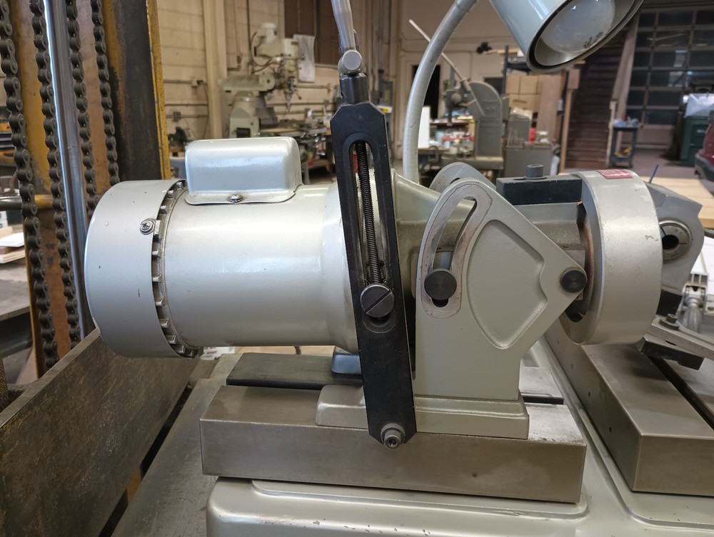 Cutter Master FCG-30 - Tool Grinder/ End Mill Sharpener