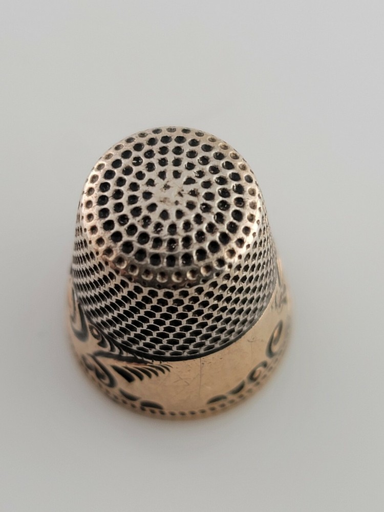 Victorian Sterling & Gold Band KETCHAM & MCDOUGALL Thimble w/ decorative pattern