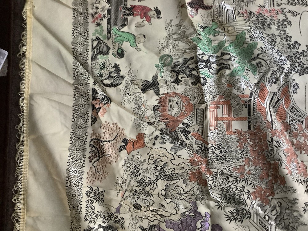 silk tapestry ￼6’ x 5’