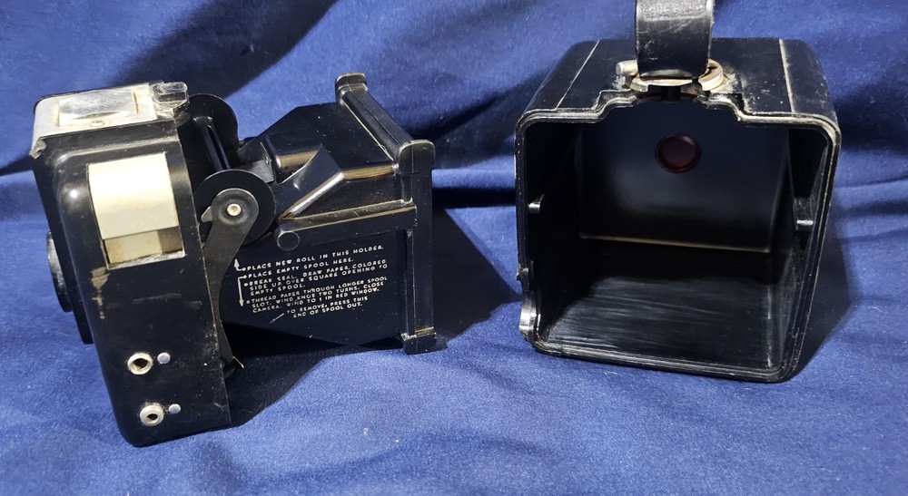 Brownie Hawkeye Camera Flash Model ~ Untested
