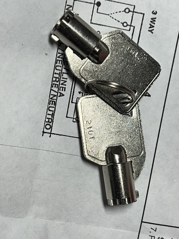 Hubbell PD1943 20-277V AC Locking Switch With 2 Keys