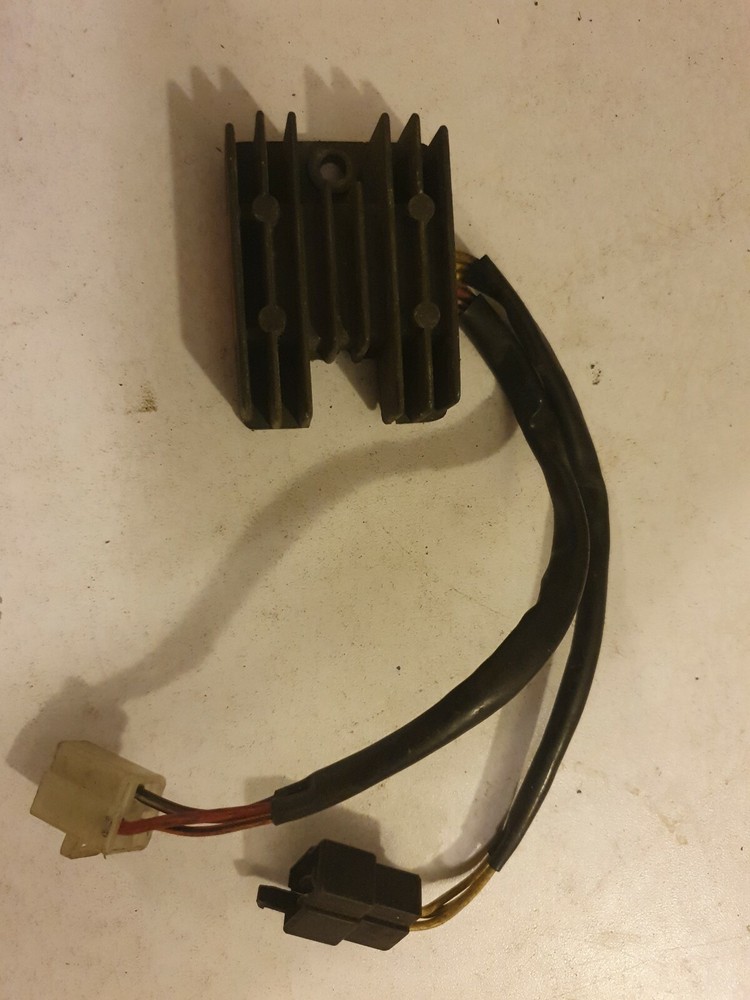 Suzuki RG 125 Regulator