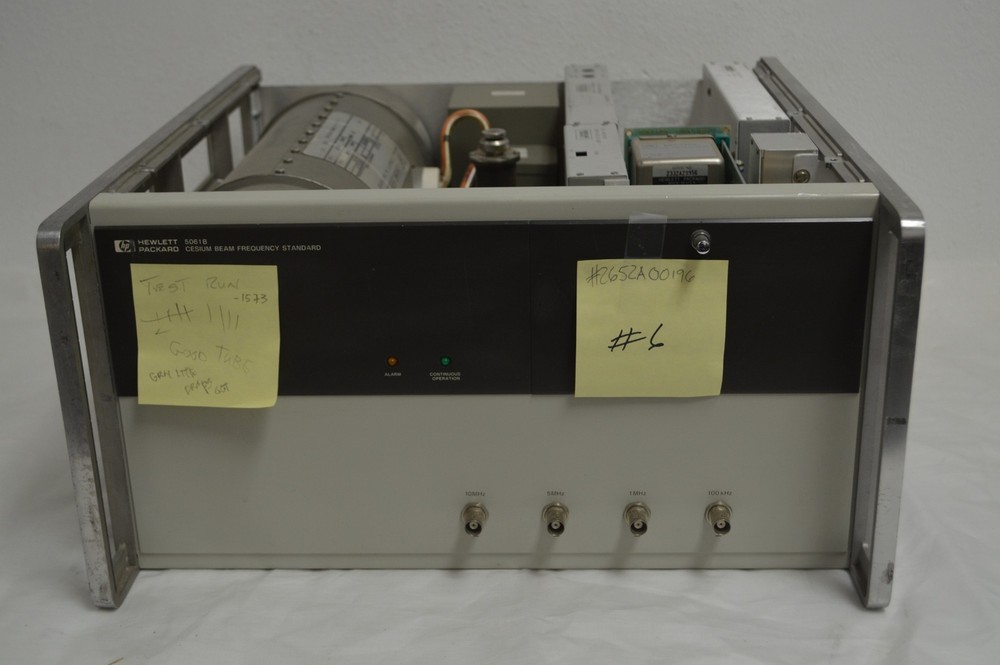 *TC*  HEWLETT PACKARD HP 5061B CESIUM BEAM FREQUENCY STANDARD  (TMD39)