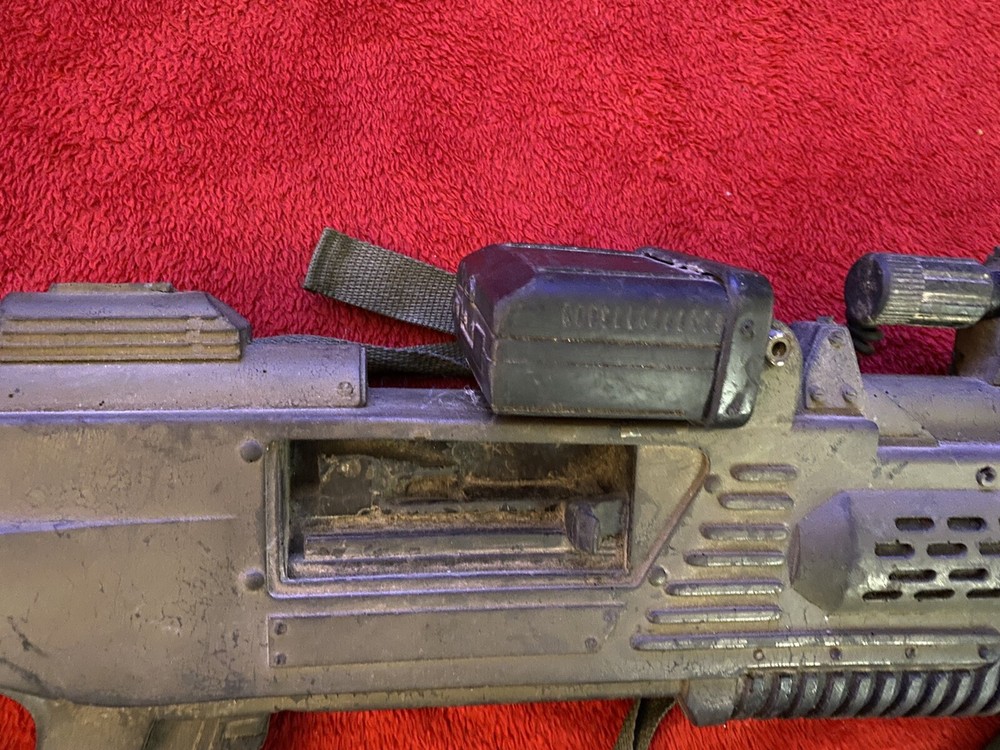 Space: Above And Beyond Screen Used Rifle Prop SAaB