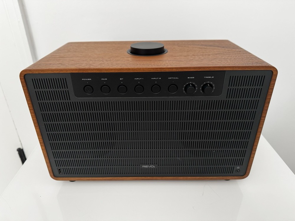REVO Supertone Bluetooth Speaker — MINT!