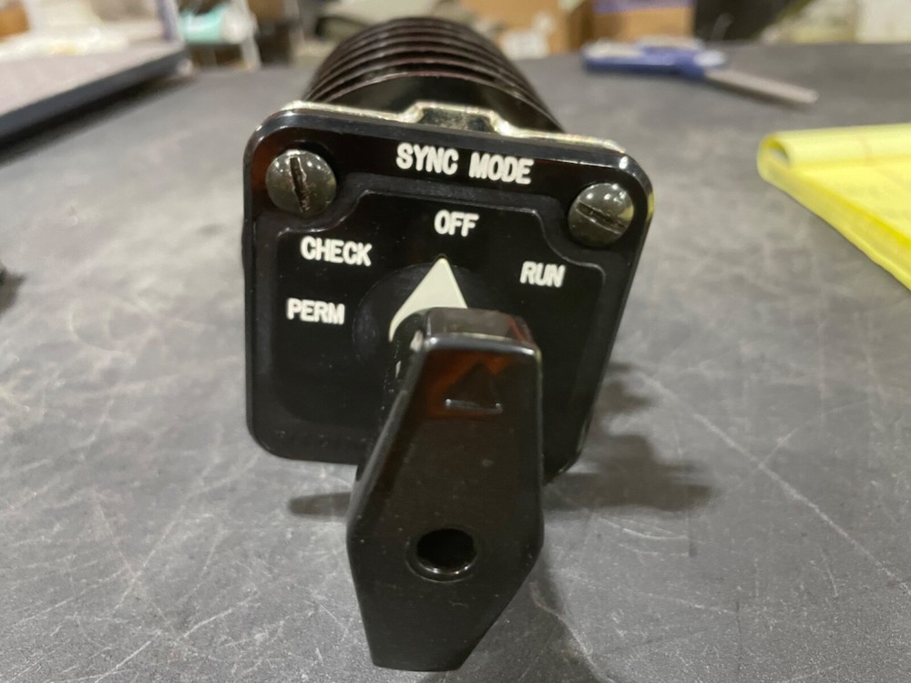 Electroswitch Series 24 Sync Control Rotary Switch 24306B Used