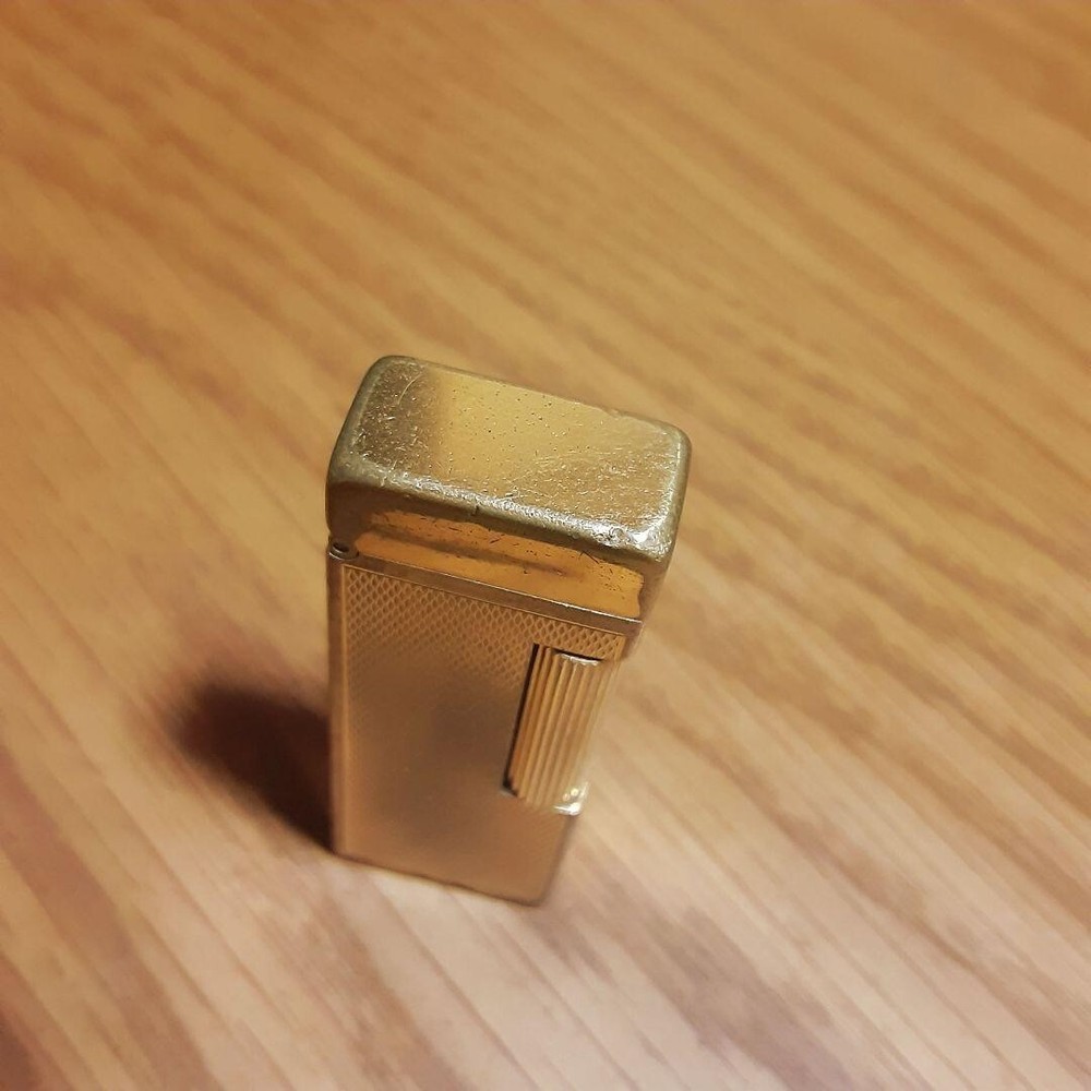 Working Dunhill oil lighter gold without box
