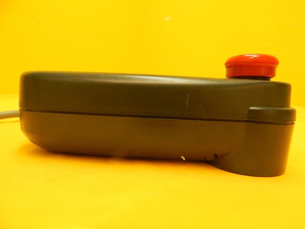Total Control 0980011-01 Teach Pendant Operator Interface Used Working