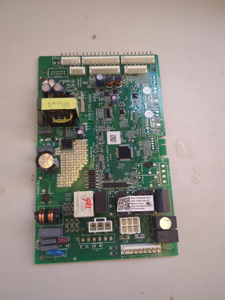 GE refeigerator MAB6335-07