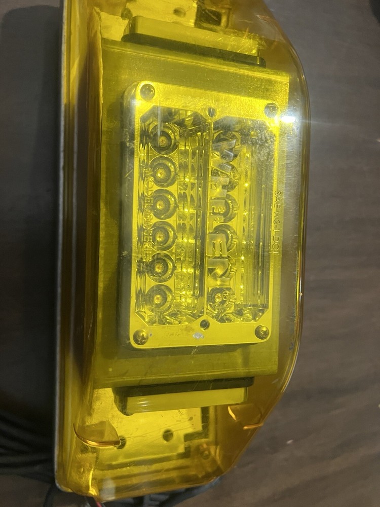 Whelen Responder Series LED Amber