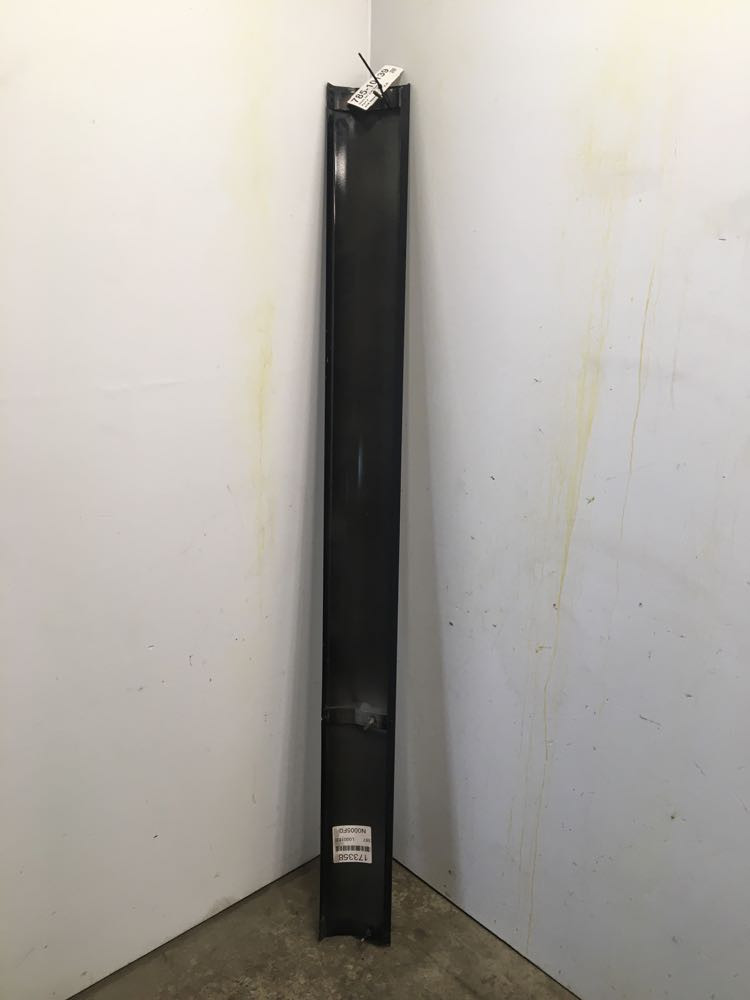 2013 Peterbilt 587 Cab Exterior Trim Panel (785-10139)