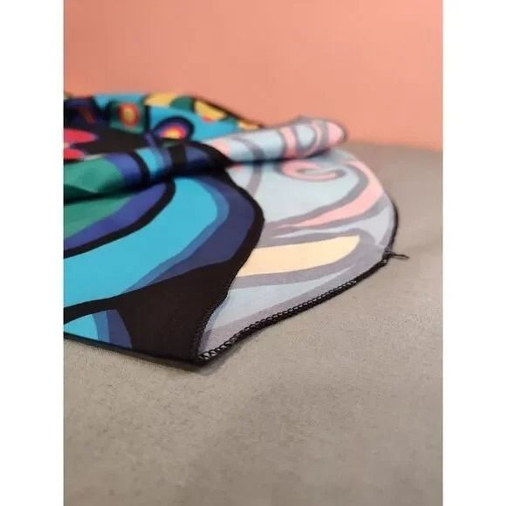 Bundle of 4 Fun Novelty THIN LIGHTWEIGHT Beach Blankets Pizza Pineapple