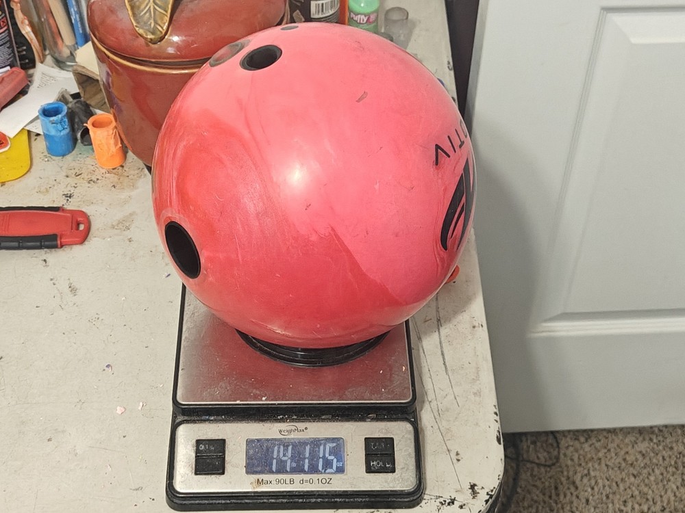 Used Motiv Hyper Venom - 15 Lbs