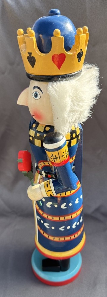Vintage Blue Queen Nutcracker 15 Inch ￼