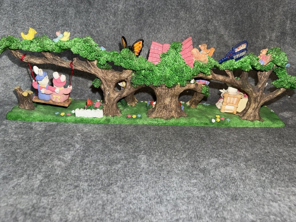 Vintage 1999 Jaimy Design Easter Jubilee "Easter Bunny Tree House"