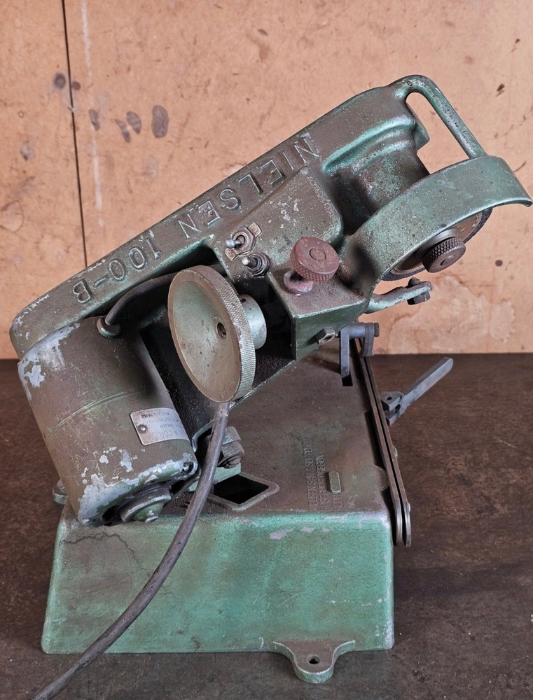 Nielsen model 100-b chain grinder