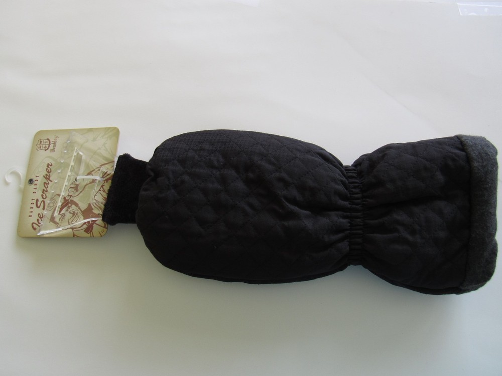 Wembley Extendable with Quilted Mitten Ice Scraper Black Winter Snow New in Box
