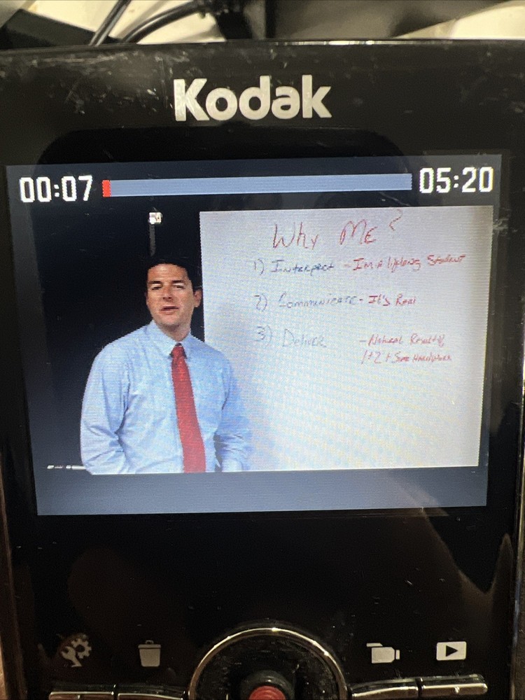 Kodak Zi8 Handheld HD Digital Camcorder Black Tested