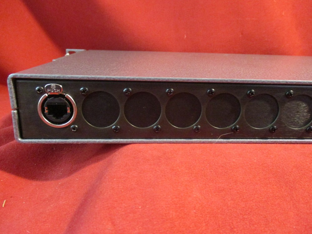 Doug Fleenor Design Alarm interface 2 Universe rack mounted