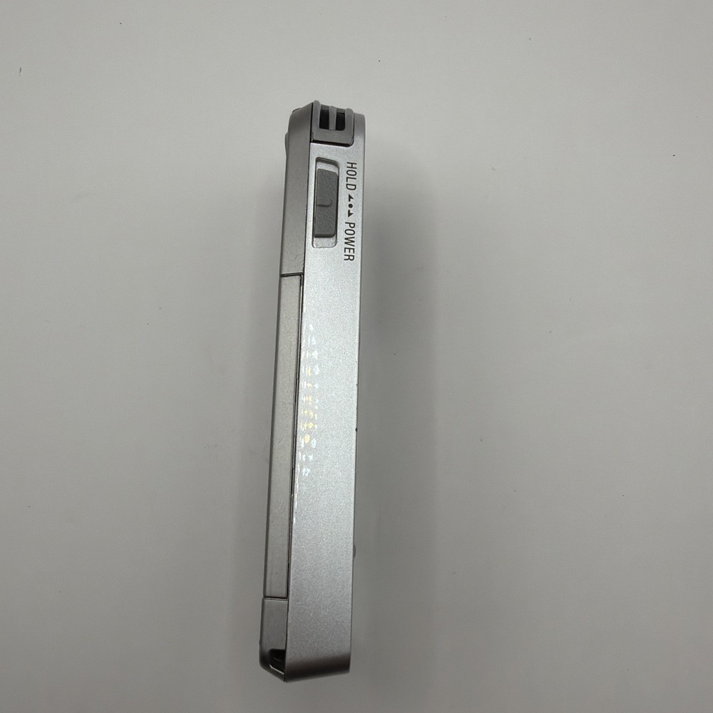 Sony ICD-UX533 Digital Voice Recorder - Silver - Tested