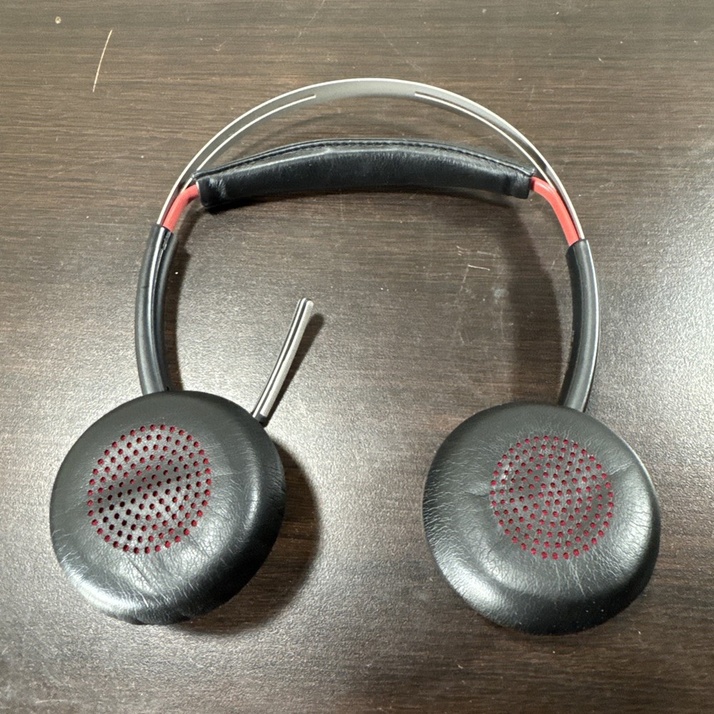 PLANTRONICS PLT Focus B825 Bluetooth Dual Headset Headset + Case Only