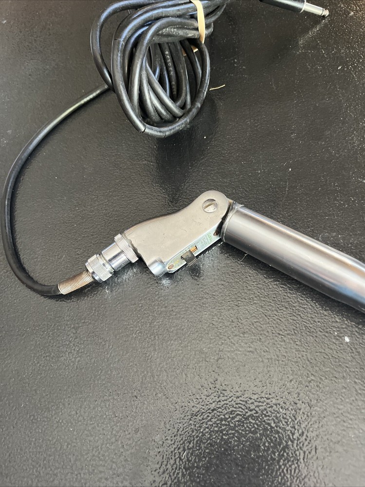 Vintage Electro Voice Slim air Microphone Working